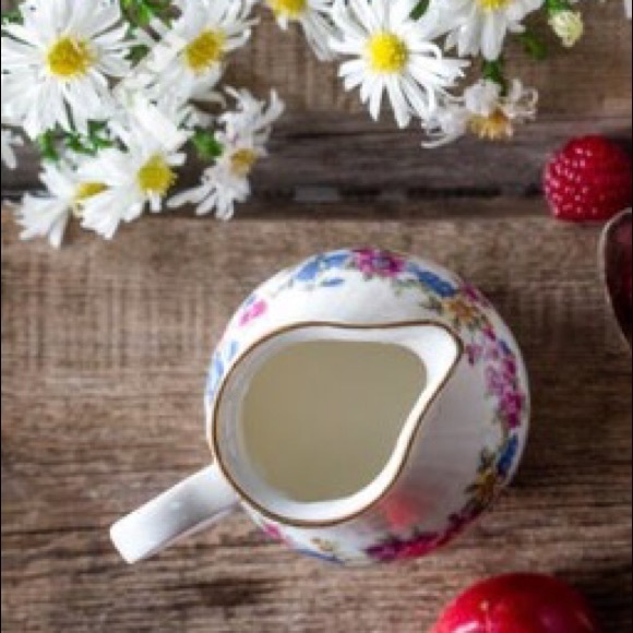 Lace & Lemon Tea Boutique - Picture 3 of 5